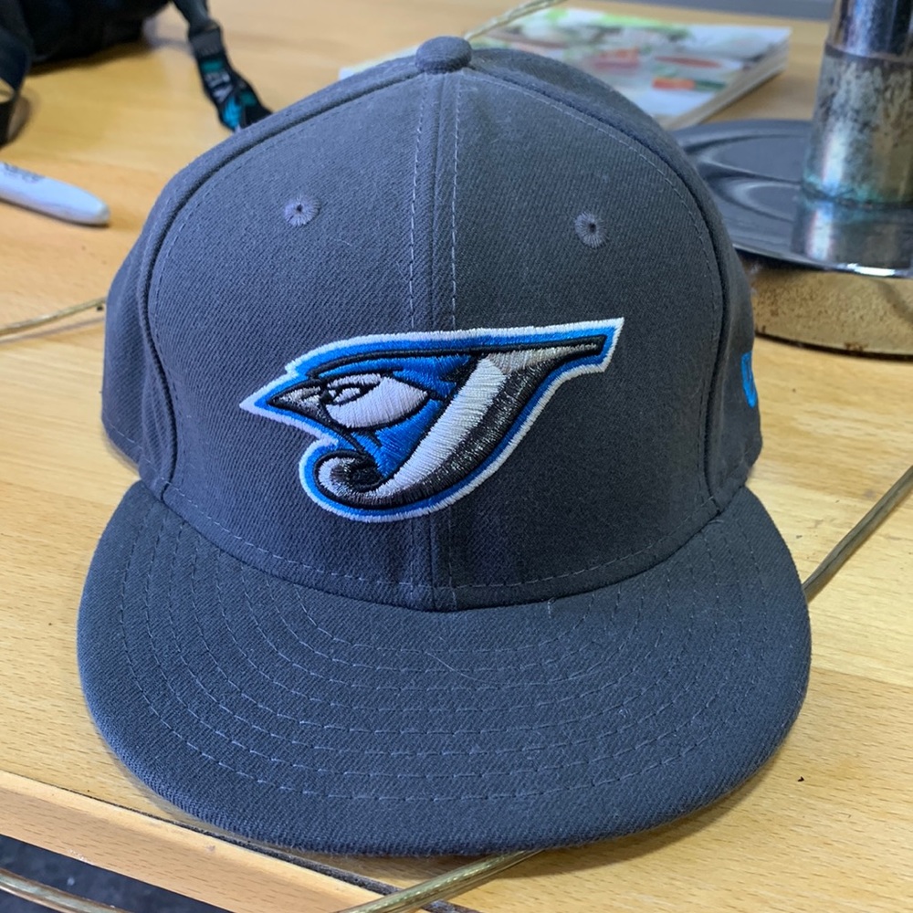 New era fitted hat